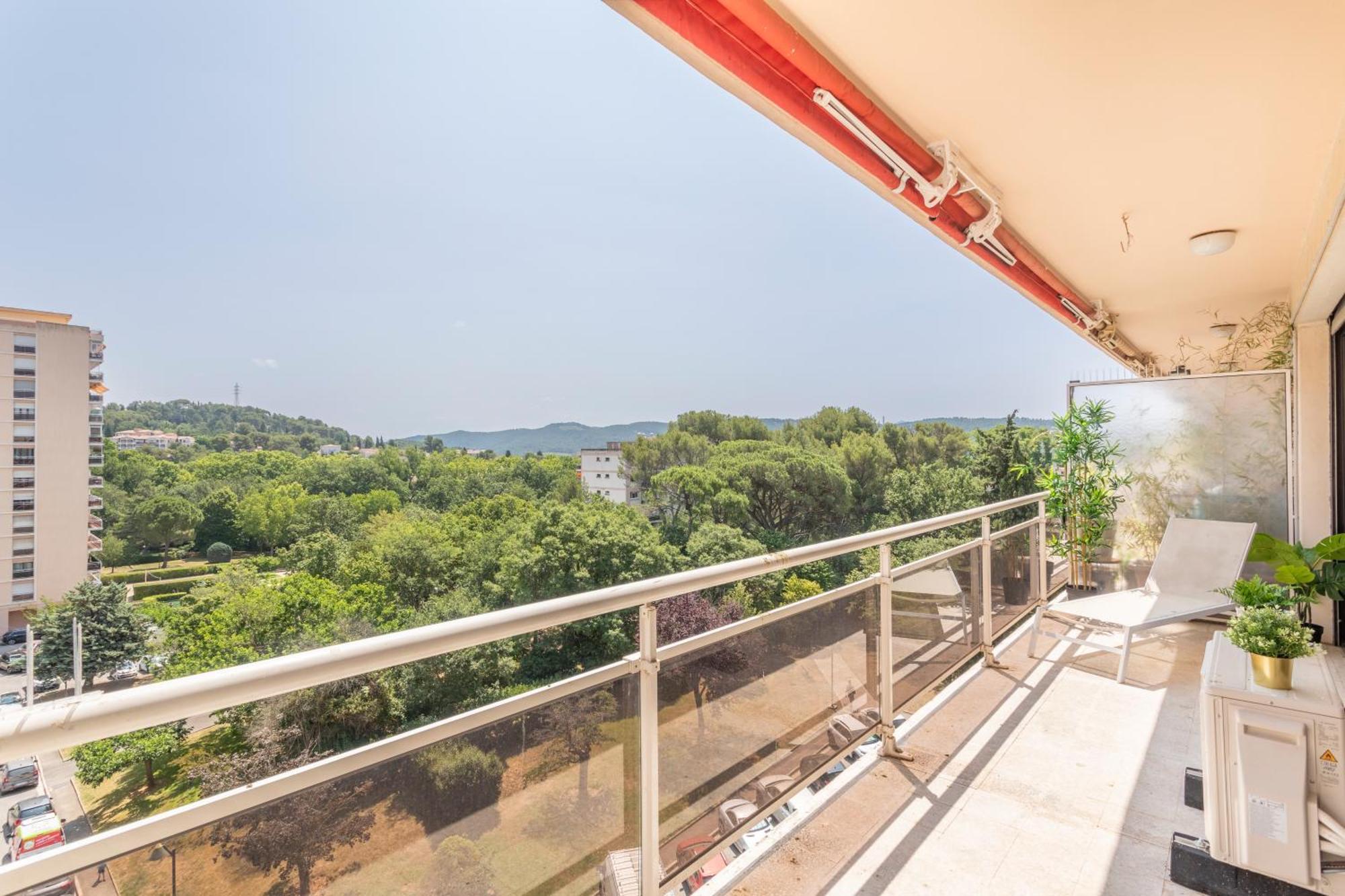 Grand T2 Lumineux Et Climatise Avec Balcon Apartment Aix-en-Provence Exterior photo
