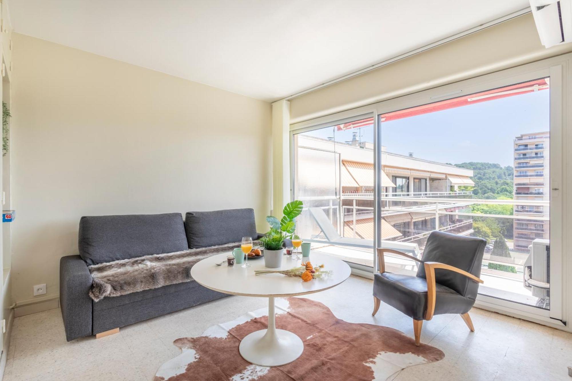 Grand T2 Lumineux Et Climatise Avec Balcon Apartment Aix-en-Provence Exterior photo